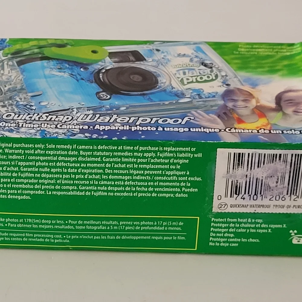 NEW Fujifilm Quick Snap WATERPROOF One Time Use Disposable Camera EXPIRES 2025.